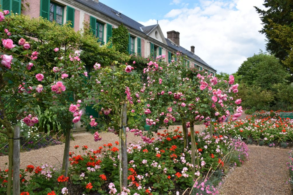 Guernys Roses Las rosas de Giverny – Giverny
